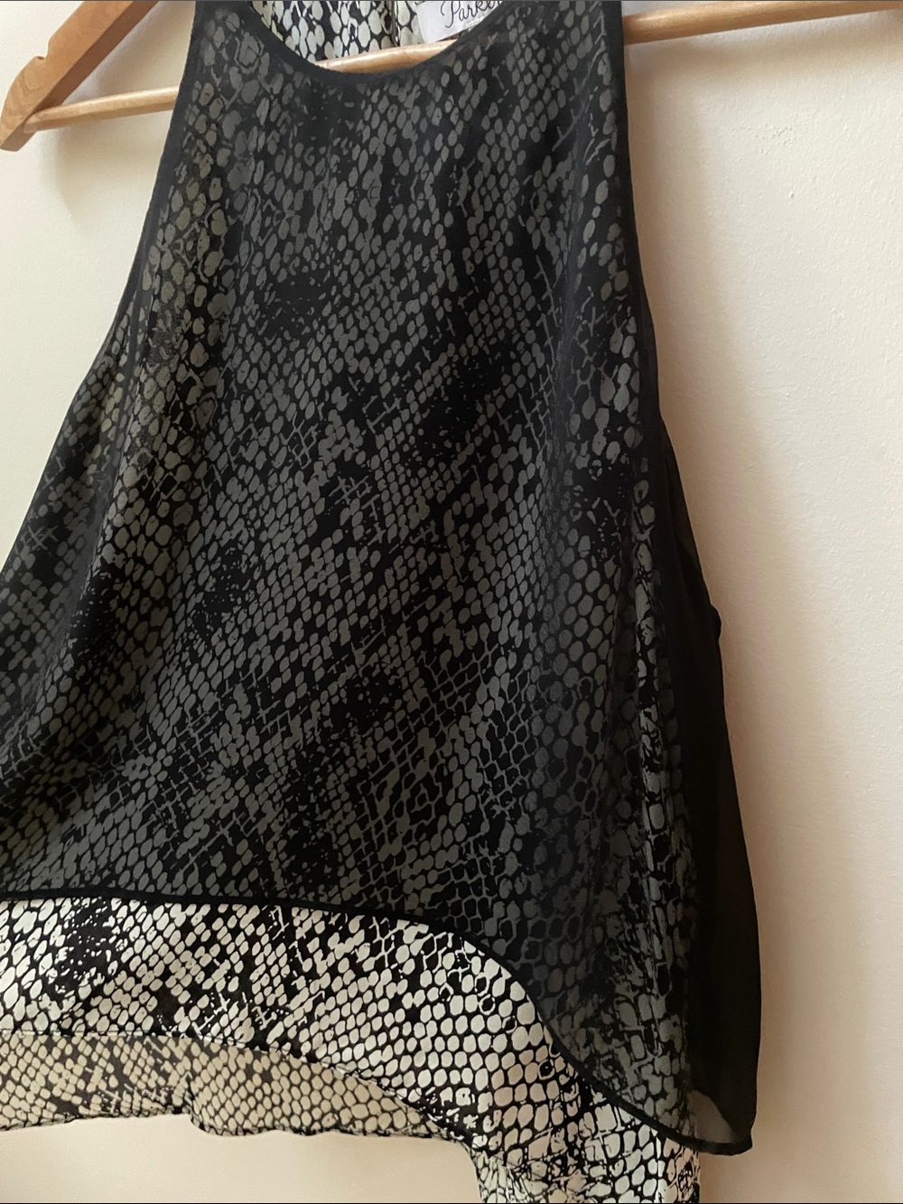 Parker 100% Silk Black and White Snake-Print Layered Camisole - Picture 4 of 6